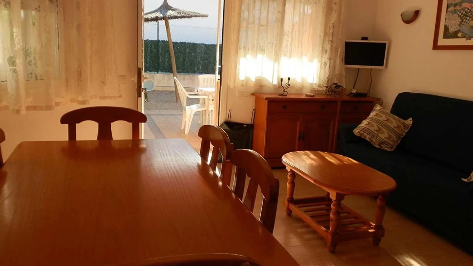 Holiday home Casa Cerca Del Mar Con Piscina Privada, Wifi Gratis, Aire Opcional, Admite Mascotas Y Playa Para Perros - Es-184-4 Riumar